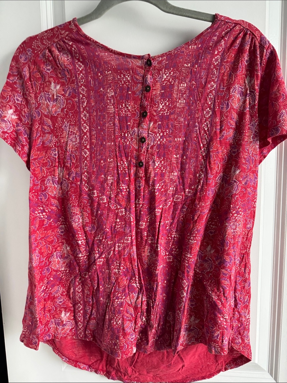 Lucky Brand Magenta Red Paisley Short Sleeve Blouse